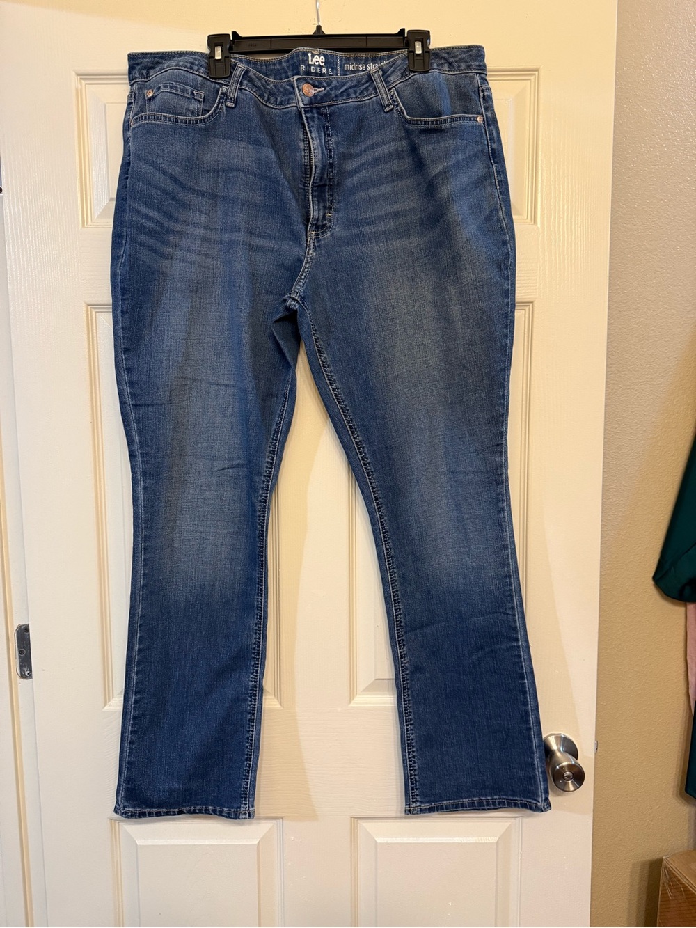 Lee Women’s Straight Leg Jeans - Blue